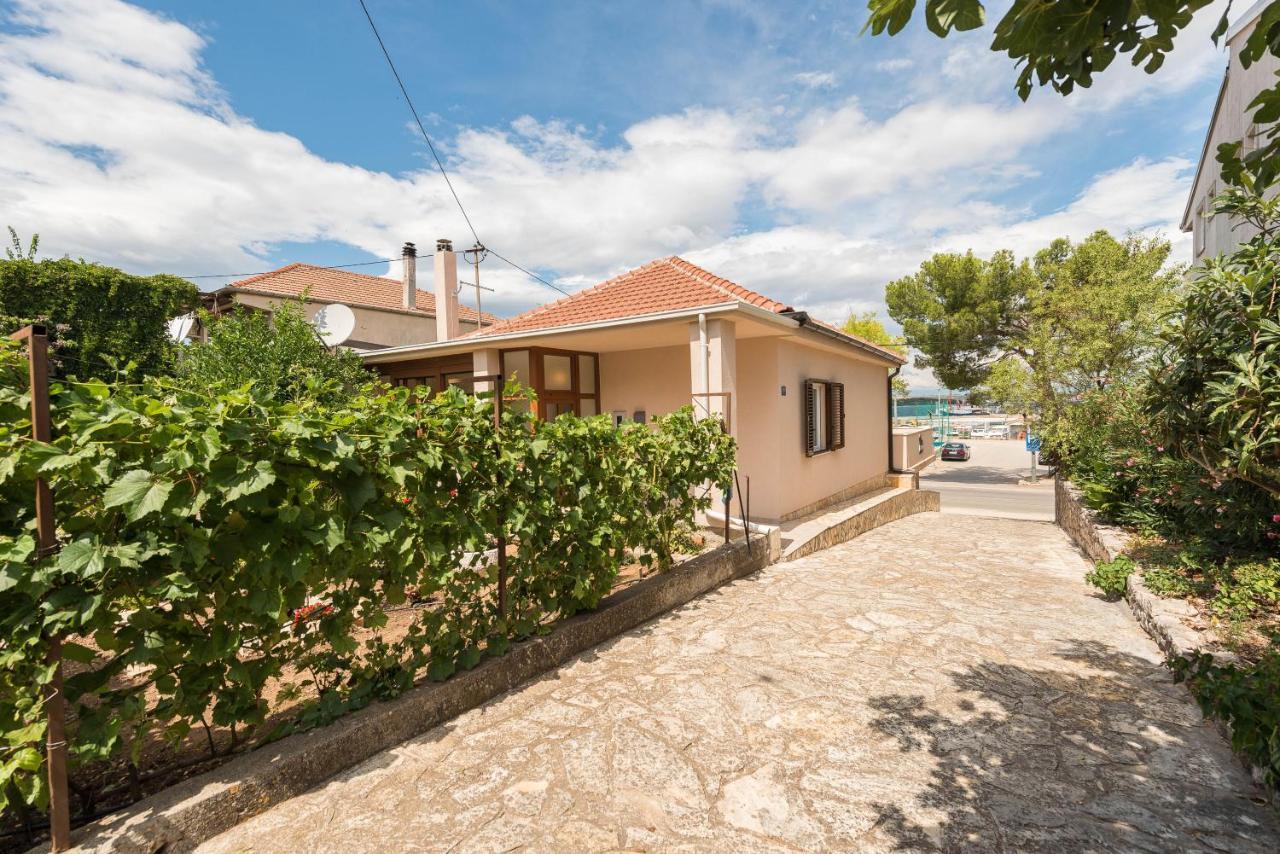 Marica Villa Tkon Exterior photo